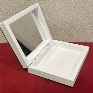 CHANEL White and Black Box